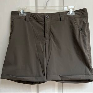 Women’s Equinox Metro Shorts